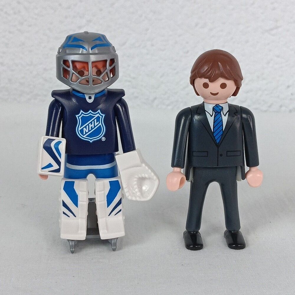 Playmobil NHL Hockey Arena Replacement Goalie & Stanley Cup Presentation Man